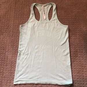 ✨SALE✨ Lululemon Swiftly Tech Tank